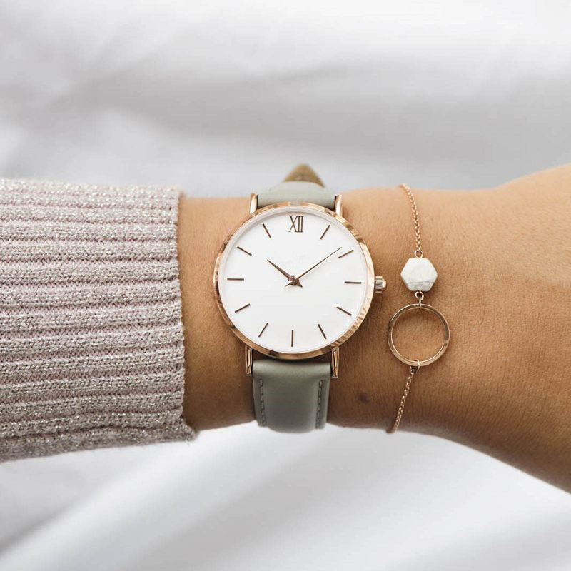 Women's fashion Leather Quartz Watch