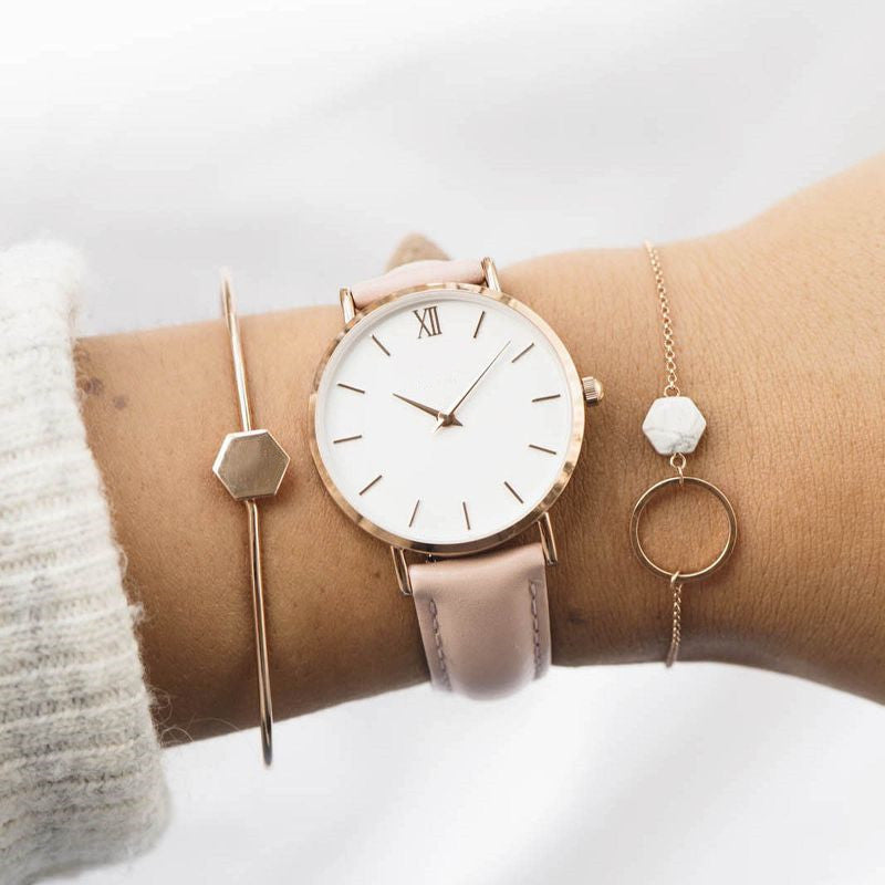 Women's fashion Leather Quartz Watch