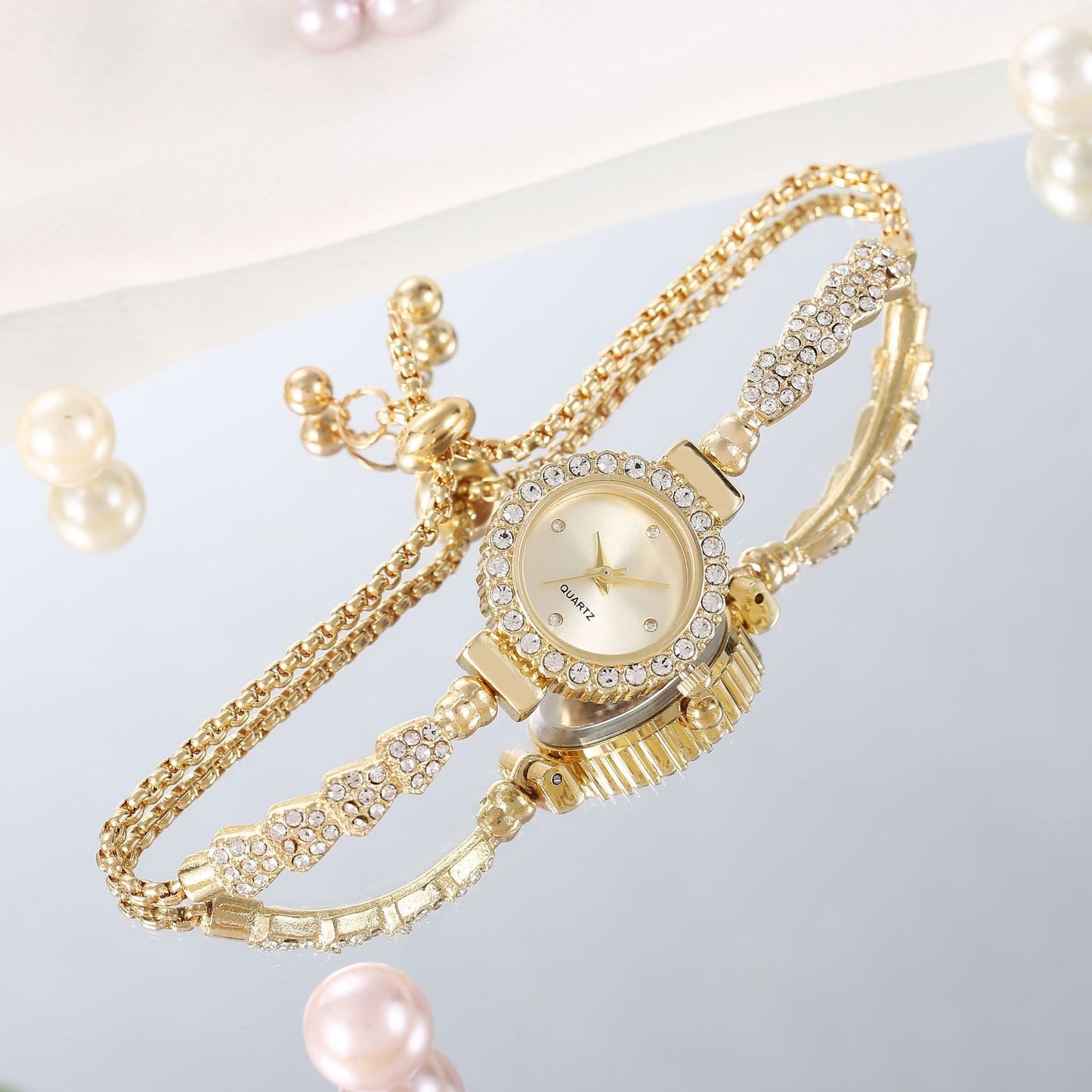 Luxurious bracelet watch for women fashion