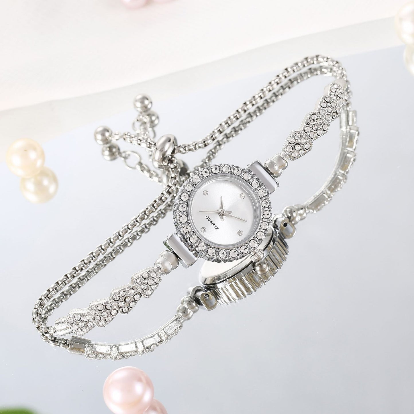 Luxurious bracelet watch for women fashion