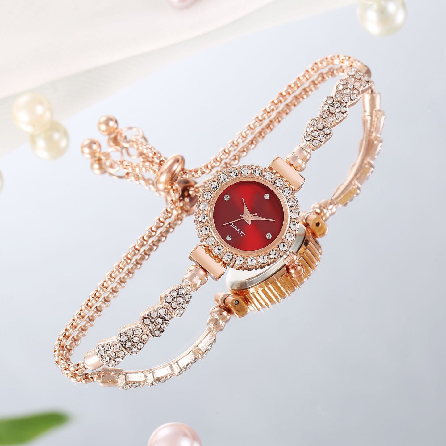 Luxurious bracelet watch for women fashion